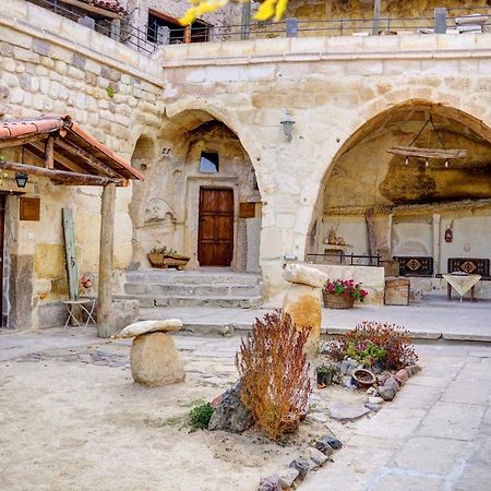 Gibos Cave Hotel Ürgüp Bagian luar foto