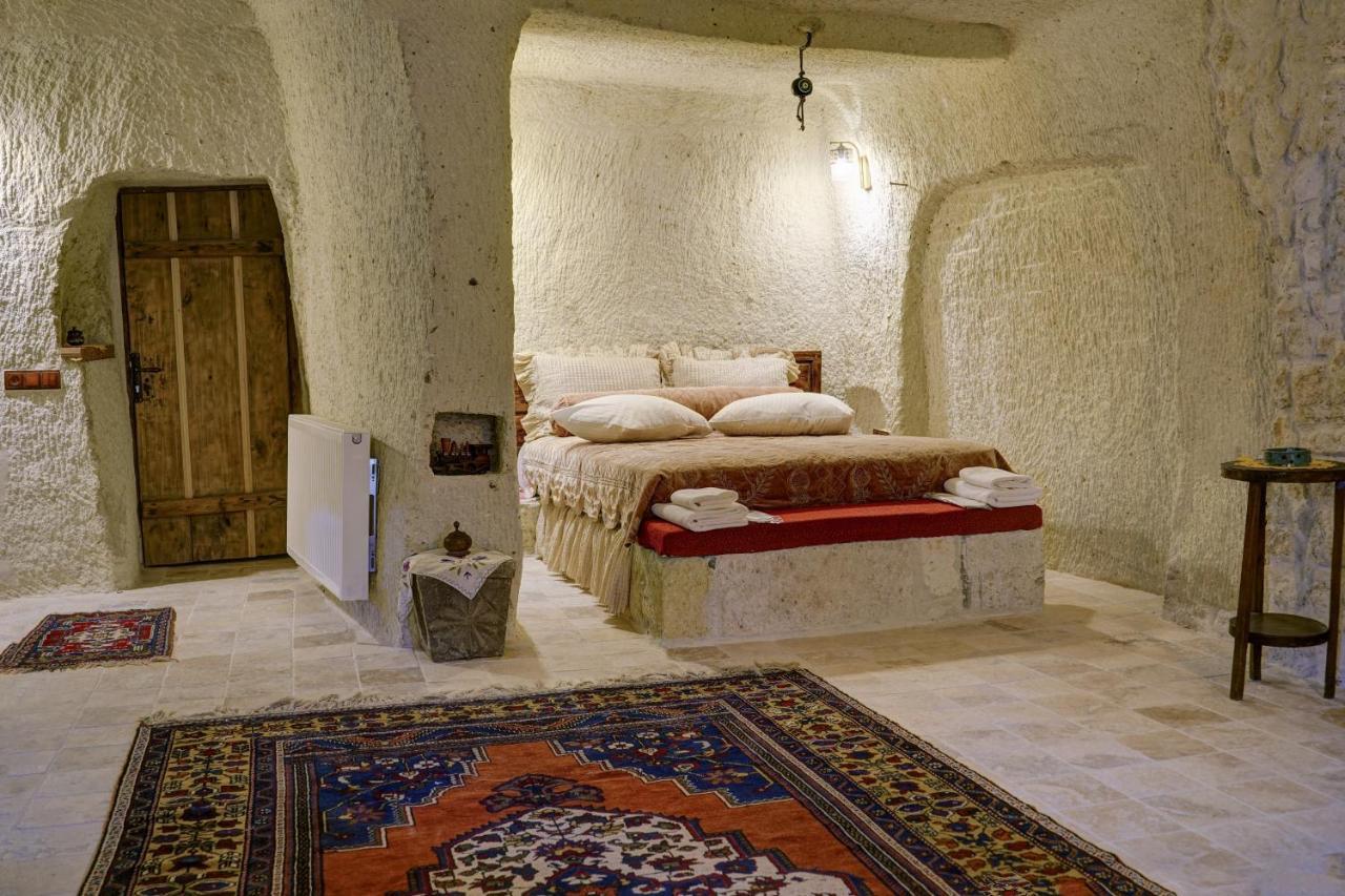 Gibos Cave Hotel Ürgüp Bagian luar foto